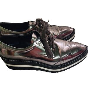 Uterque Gunmetal Metallic Leather Platform Wingtip Loafers Size 39(8.5)